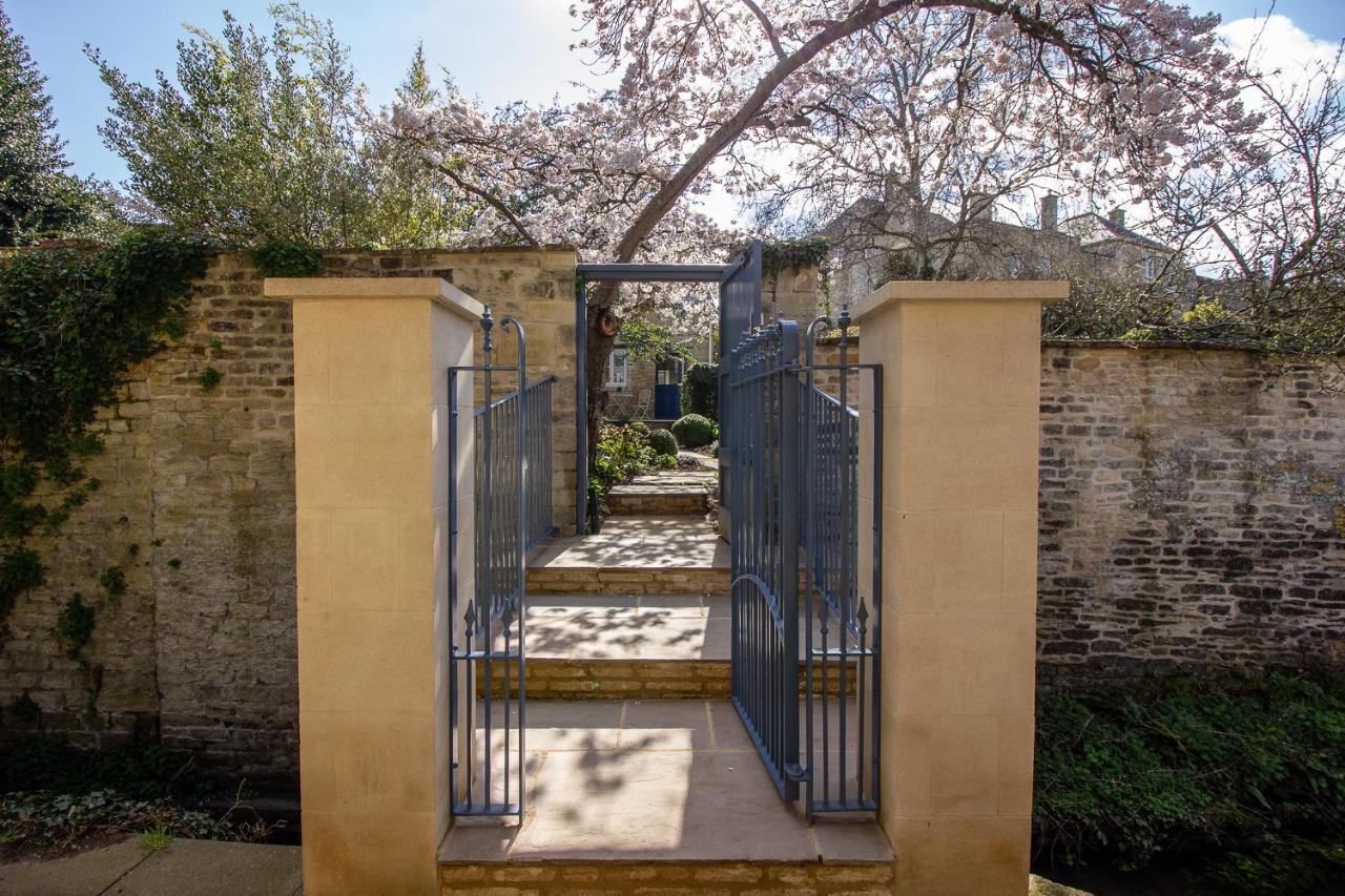 The Potting Shed, 5* Luxury Escape Cirencester Exterior photo
